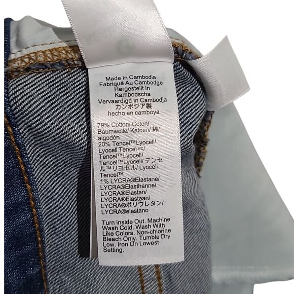 J. Crew Essential Straight Jeans Medium Blue Size 32 Stretch NWT - Picture 4 of 5